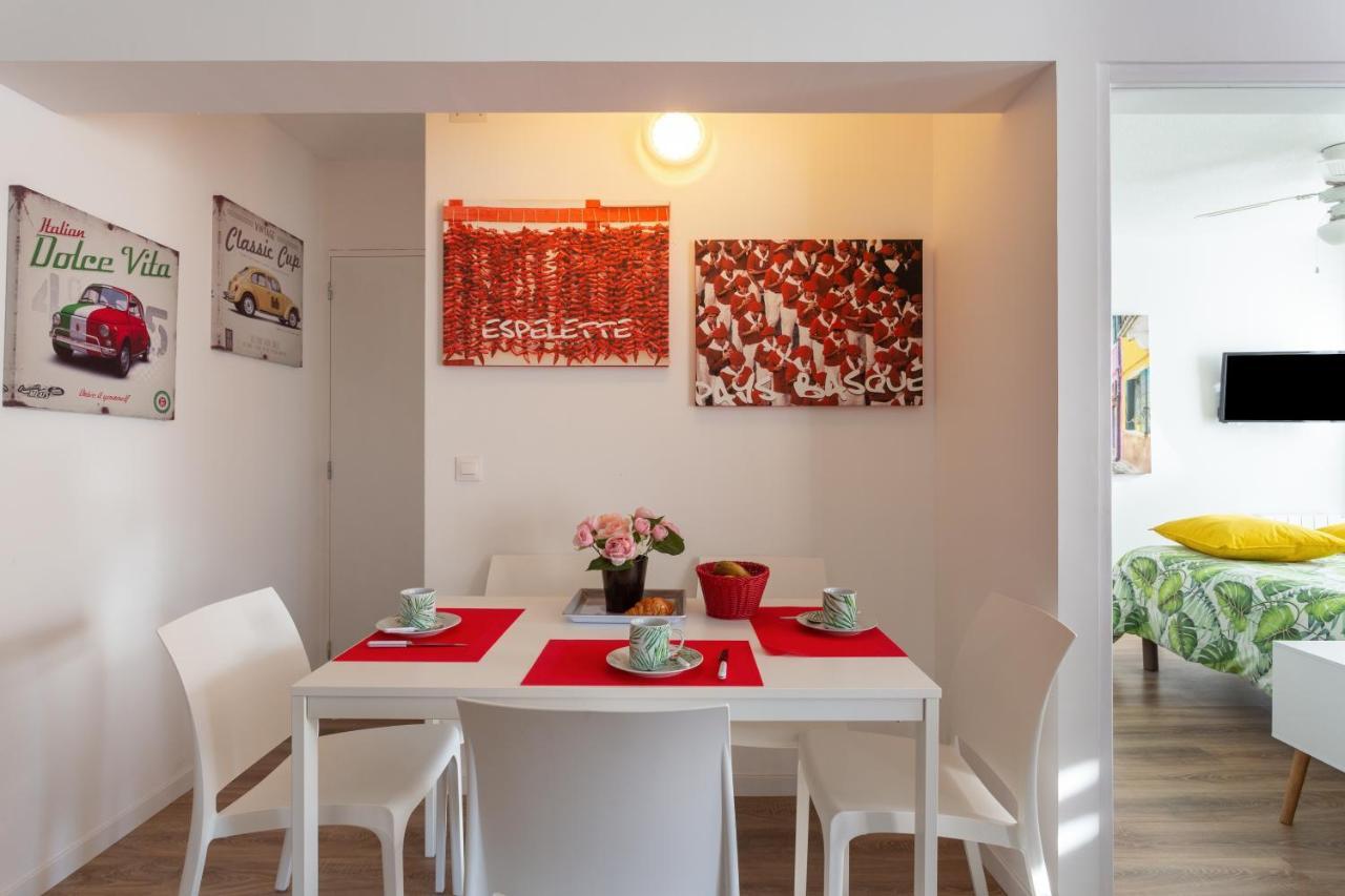 Le Queen Victoria Apartment Biarritz Bagian luar foto